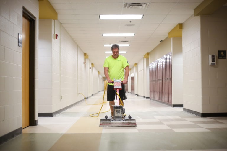Indianapolis Fort Wayne School janitorial service